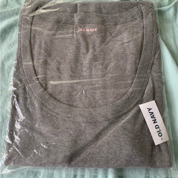 BNWT Ribbed T - Picture 2 of 4